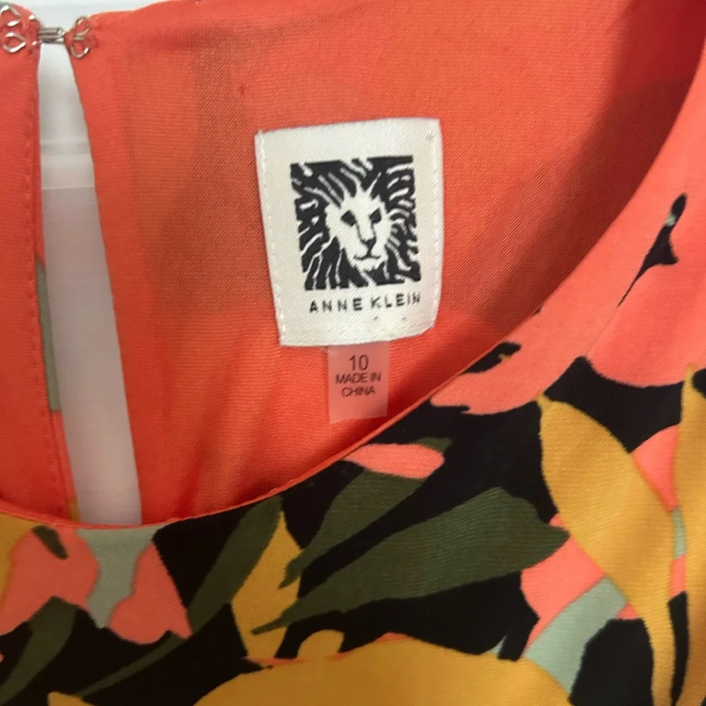 Anne Klein Multicolor Leaf Print Mini Swing Dress-A-Line. Size 10 - Picture 6 of 14